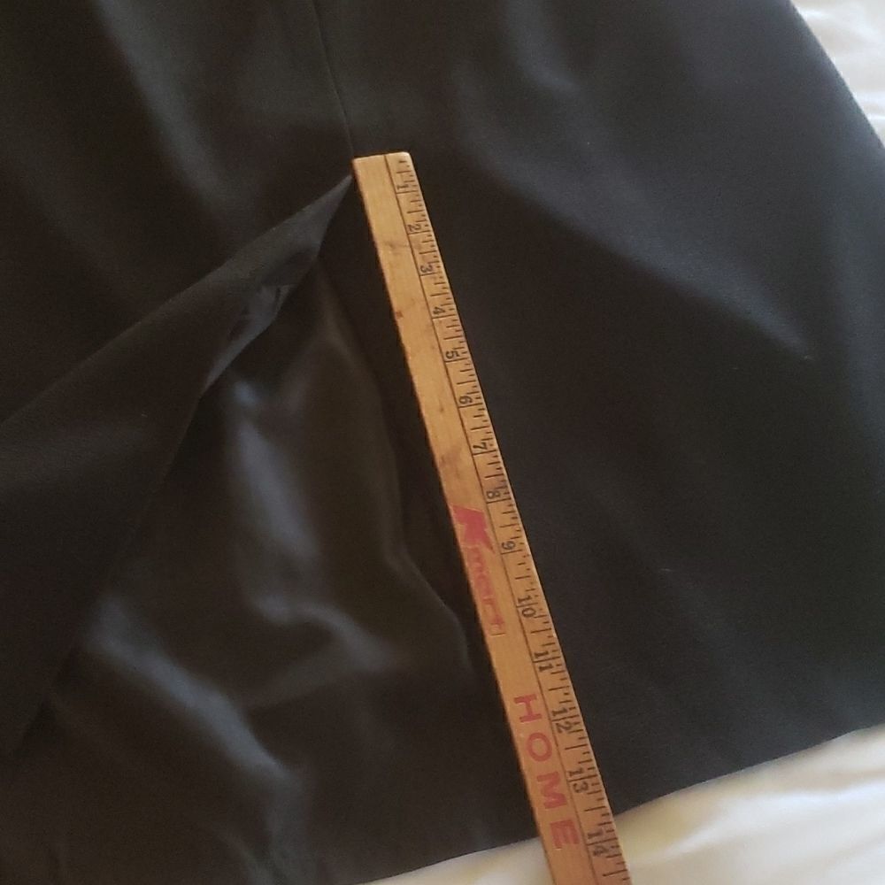 4@30.00  or 25.00;PLUS Size Ladies Skirt by SAG HARBOR - Picture 12 of 13